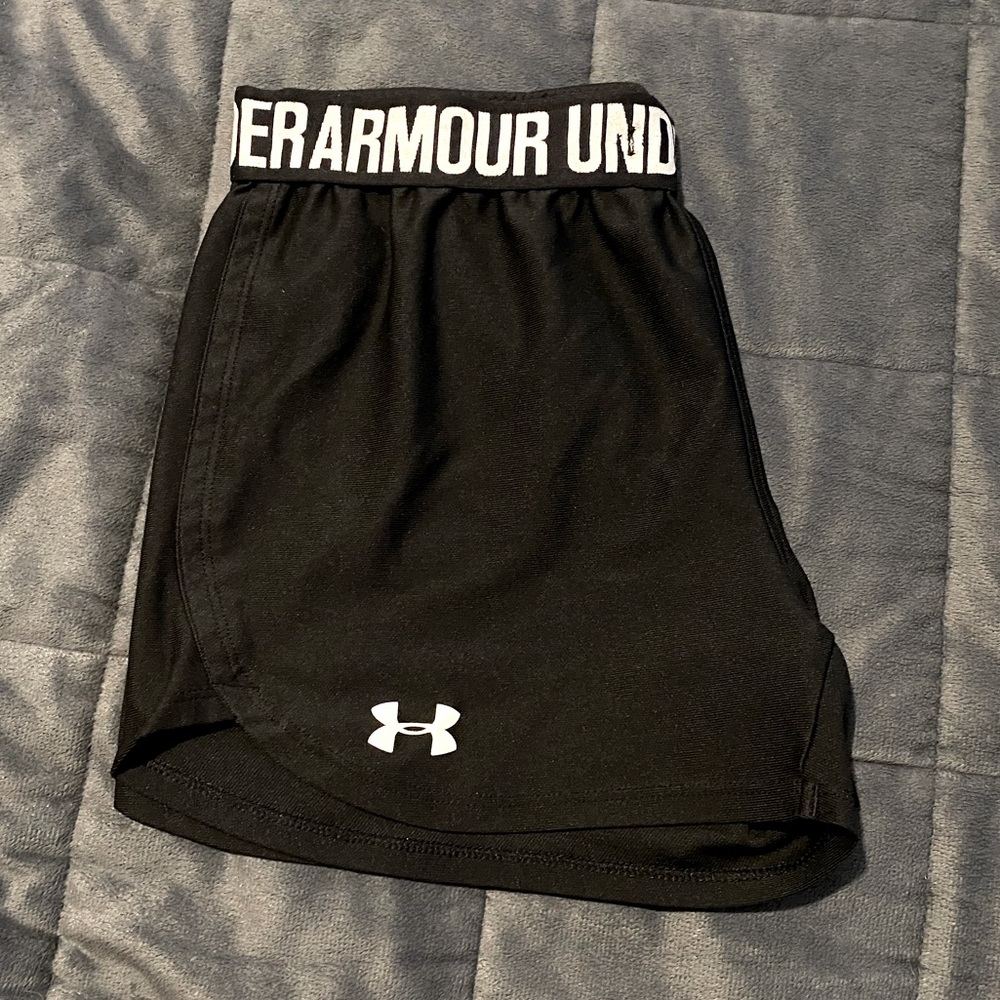 Womens XS Under Armour shorts.